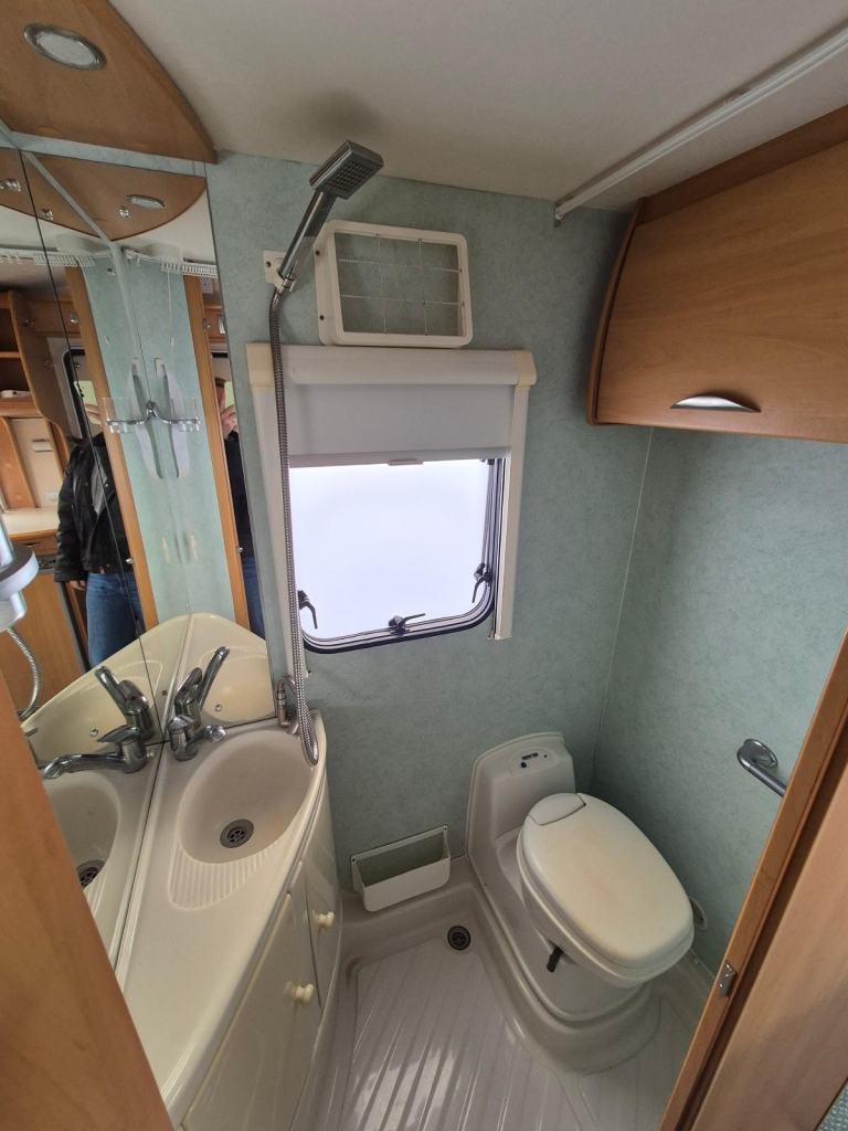 Swift Suntor 590RL Coachbuilt Motorhome 2004