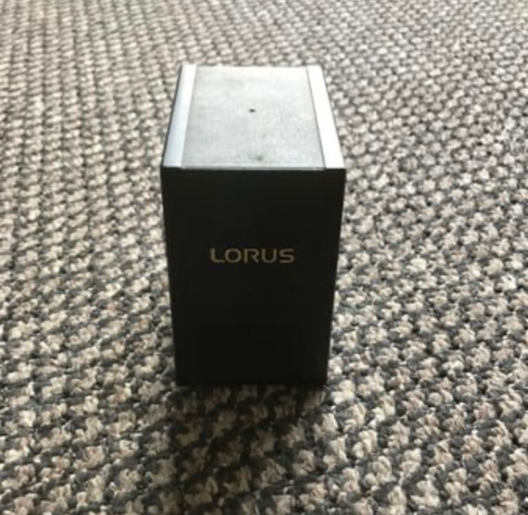 Lorus Ladies stainless steel gold watch, only worn a hand full of times