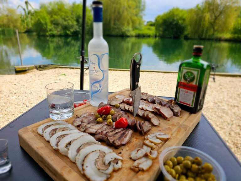 Vocalist for original alt rock/power pop band 