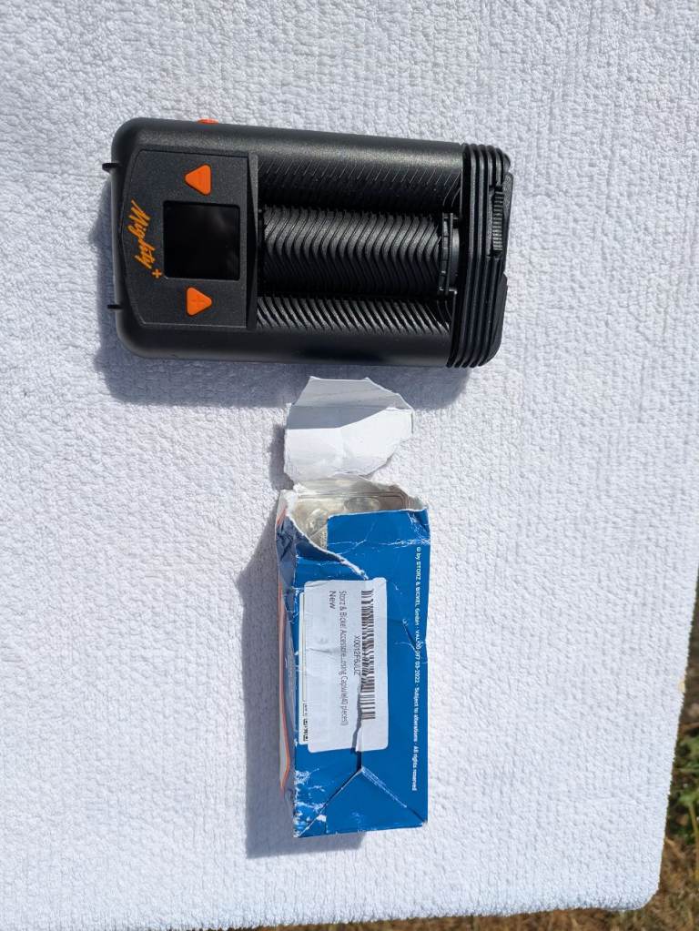 Storz and Bickel Mighty Plus Vaporizer - Excellent Condition with Dosing Caps