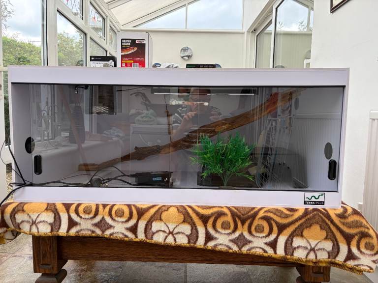 VOSS.pet Terra-Plus Terrarium