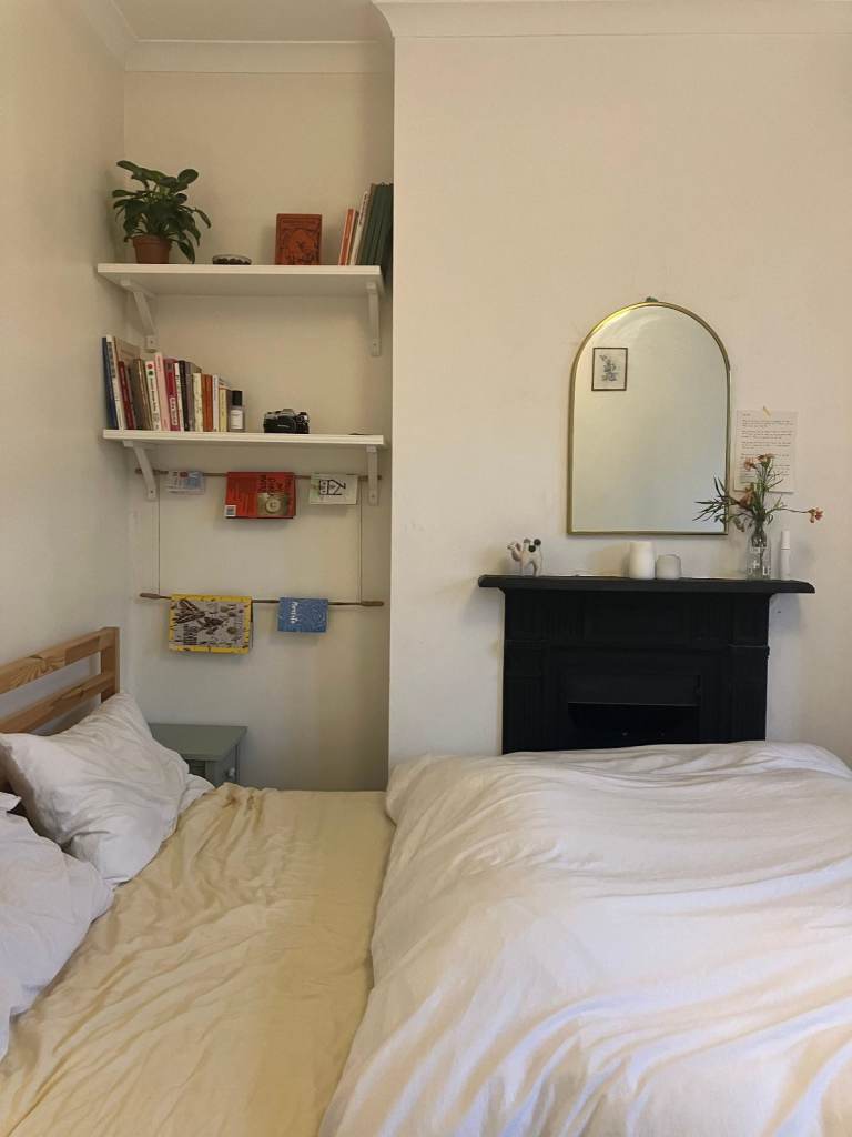 Spacious Room in Central London- £1100 including bills