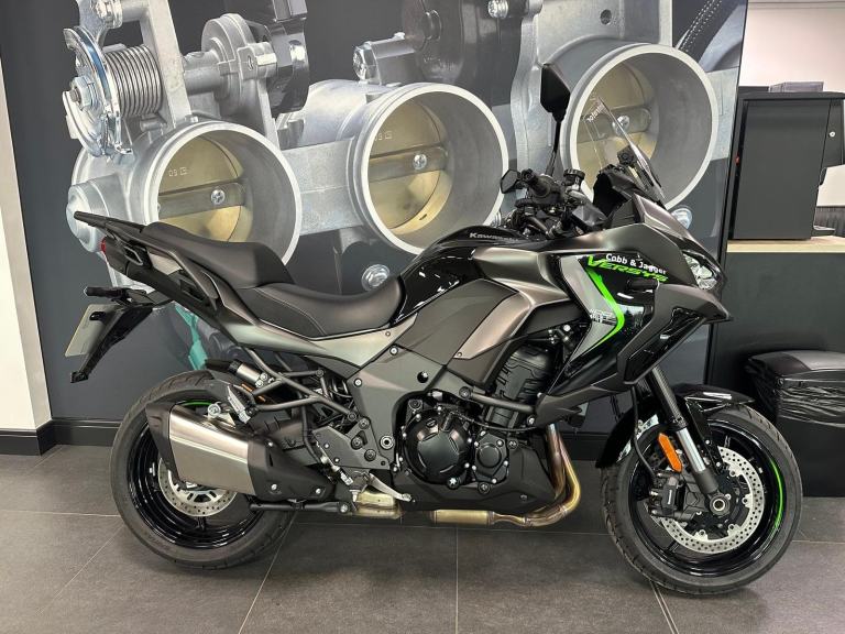 KAWASAKI VERSYS-1 OWNER