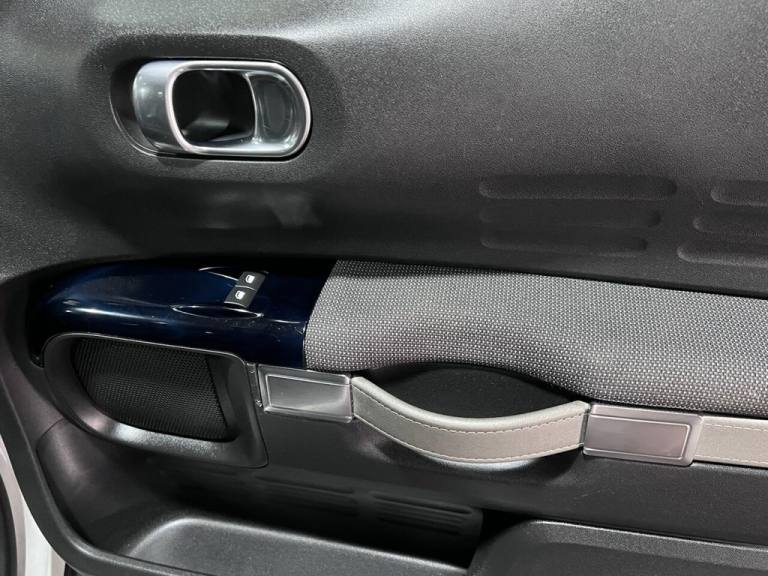 2018 Citroen C4 Cactus 1.6 BlueHDi W Hatchback 5dr Diesel Manual Euro 6 (100 ps) Hatchback Diesel...