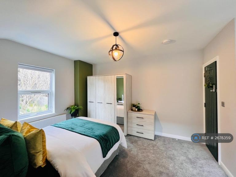 1 bedroom in Foxhall Road, Ipswich, IP3 (#2678359)