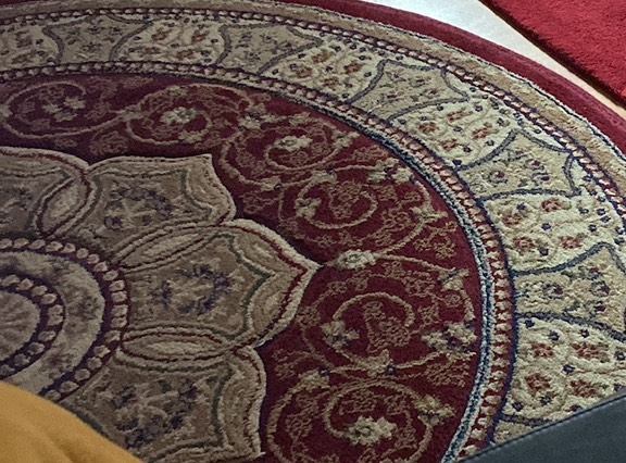Medium round carpet 