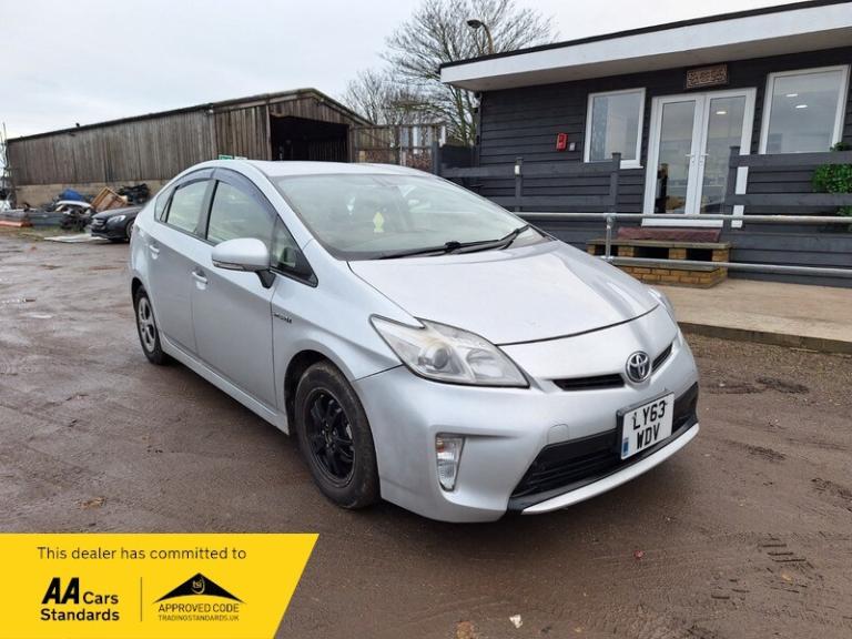 2013 Toyota Prius 1.5 VVT-h Icon Hatchback 5dr Petrol Hybrid E-CVT Euro 6 (s/s) (100 ps) HYBRID E...