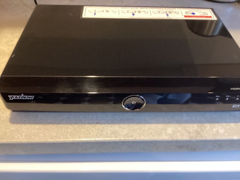 BT DT1000 500 GB Twin Freeview Recorder 