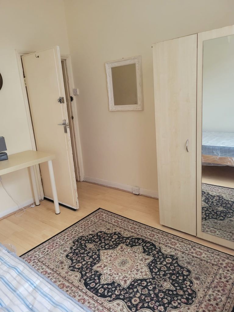 Single Room for Rent – Available Immediately