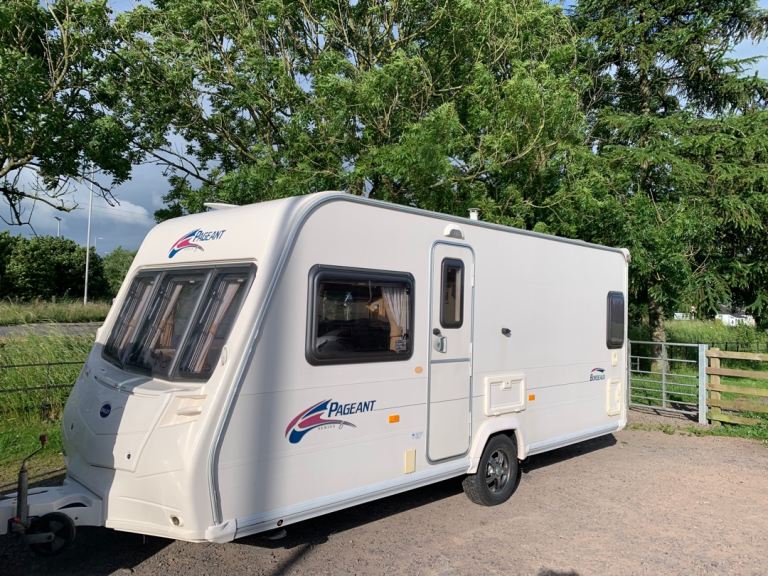 Bailey Pageant Bordeaux 4 berth caravan with fixed bed 2009
