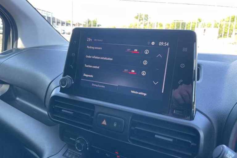 2022 Vauxhall Combo 1.5 Turbo D 2000 Sportive Panel Van 5dr Diesel Manual L1 H1 Euro 6 (100 ps) P...