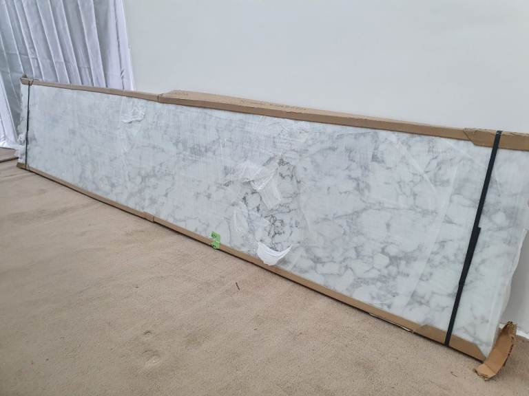 Brand New Wrens Vermont Luxury Laminate Worktops still in wrapping. Various pieces available.
