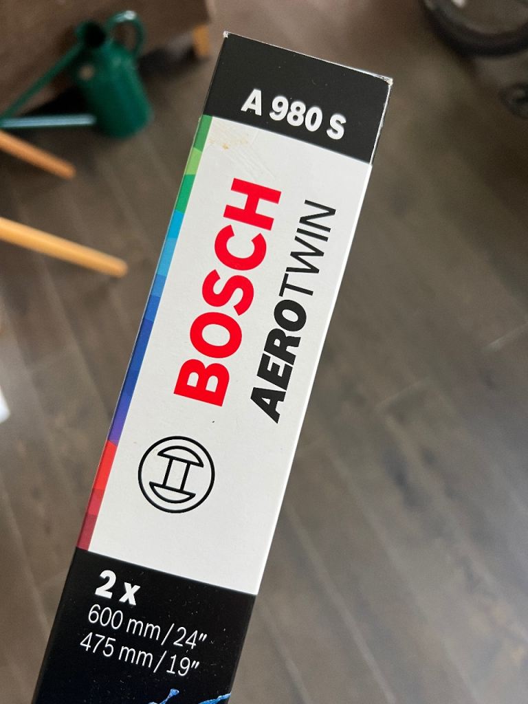 Brand new windscreen wipers Suit BMW Skoda VW