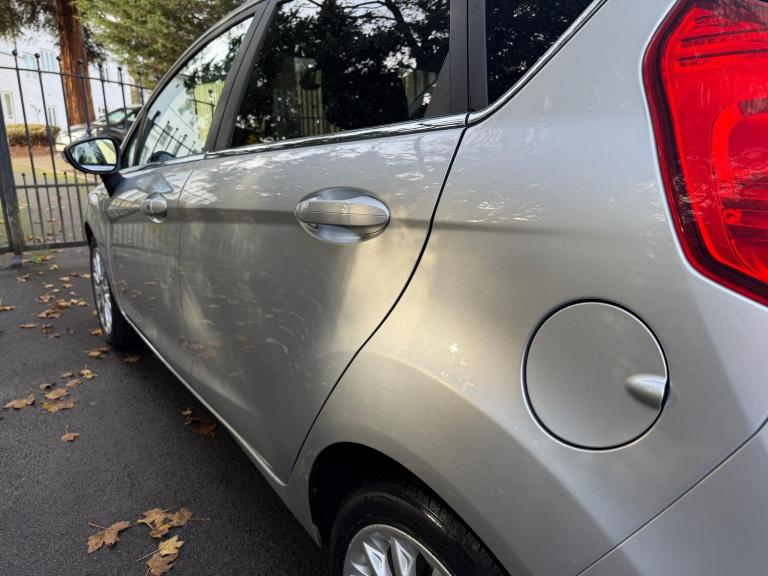 2013 Ford Fiesta 1.0T EcoBoost Titanium X Euro 5 (s/s) 5dr HATCHBACK Petrol Manual