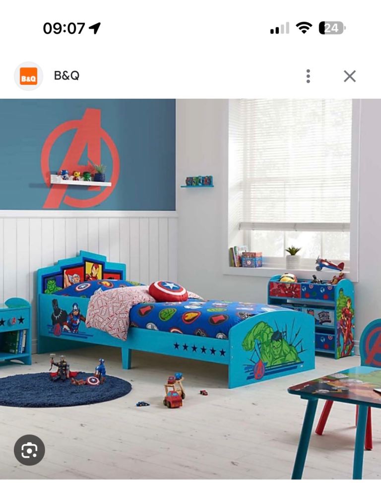 Kids Marvel Superhero Single Bed, Matching Bedside Unit, Bed Tent, Light Shade and Marvel Bedding. 