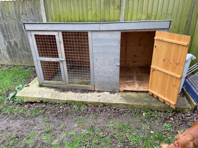 Mercia 8 x 4 Berkshire Dog Kennel and Run – Grey, Fair Condition