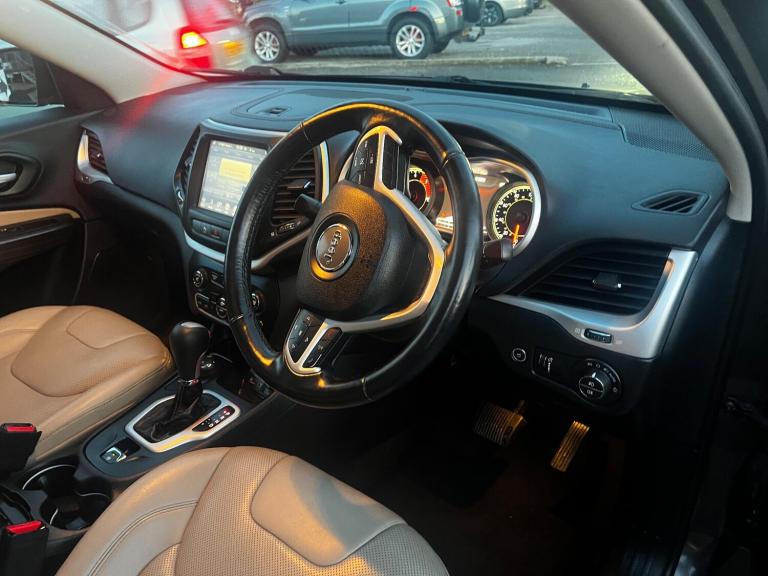 2016 Jeep Cherokee 2.2 Multijet 200 Limited Active Drive II 5dr Auto ESTATE DIESEL Automatic