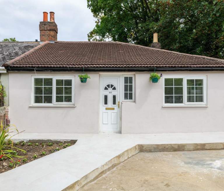 Two bedroom bungalow for rent