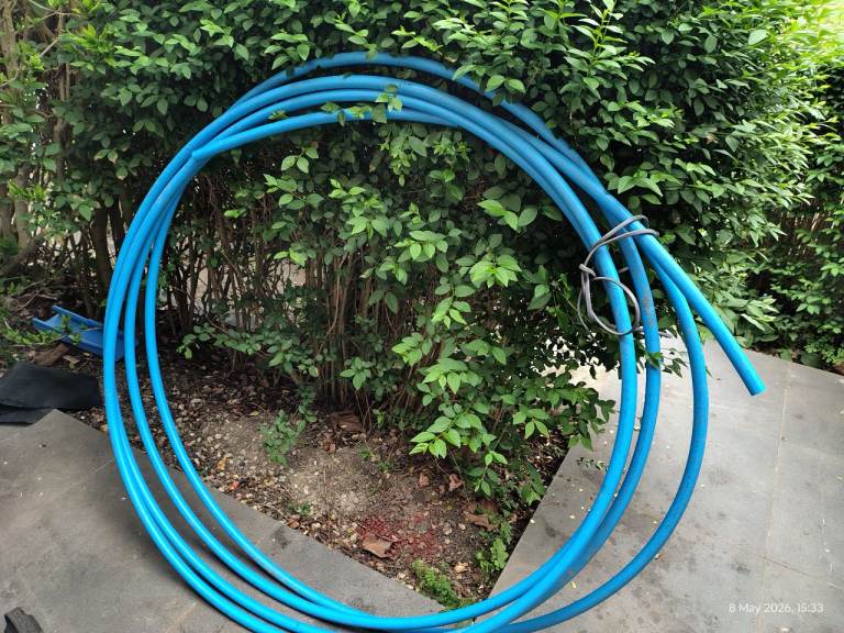 13m MDPE 25mm Long Blue Pipe –NEW