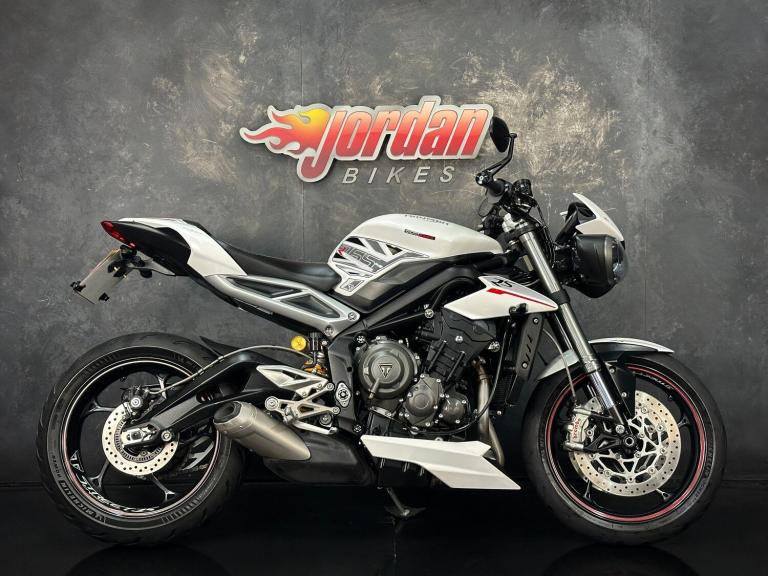 2018 Triumph STREET Street Triple RS (17MY) PETROL Manual