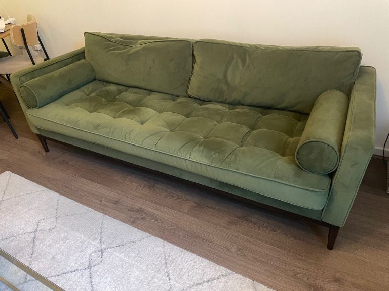 Swyft Sofa 