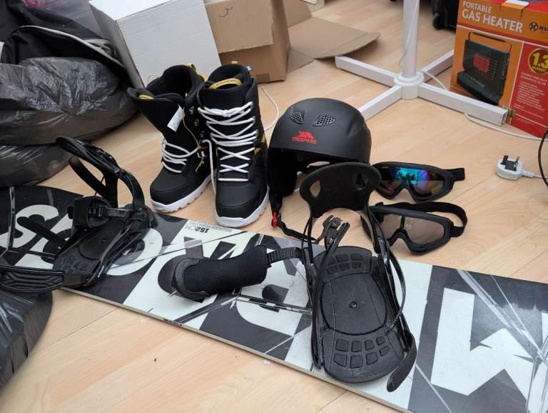 Snowboard bundle