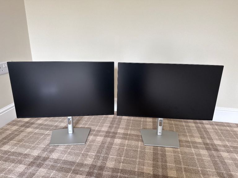 Pair of Dell Computer Monitors – Black, Good Condition