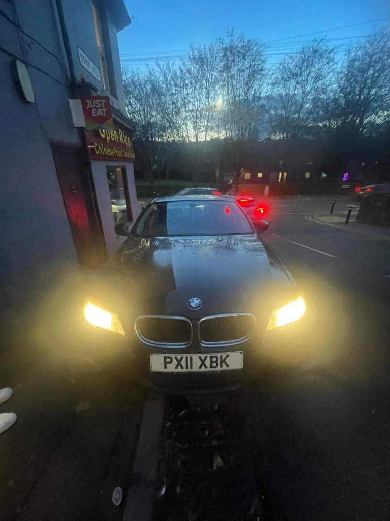 BMW, 3 SERIES, Saloon, 2011, Manual, 1995 (cc), 4 doors