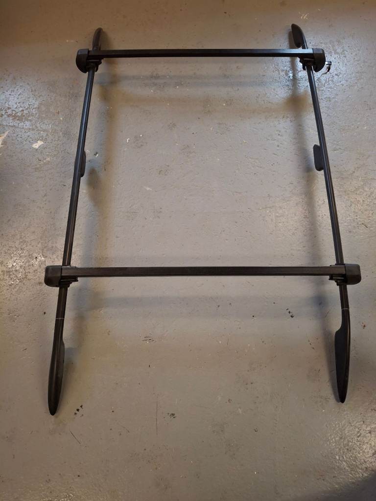 Roof Rails and Roof Bars