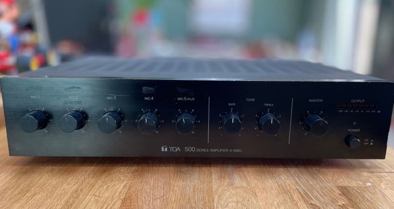 TOA 500 Series amplifier (model A-506U)