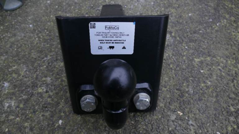 FORD RANGER DETACHABLE TOW BAR HITCH