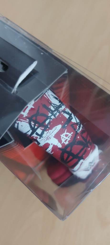 WWE wired headphones