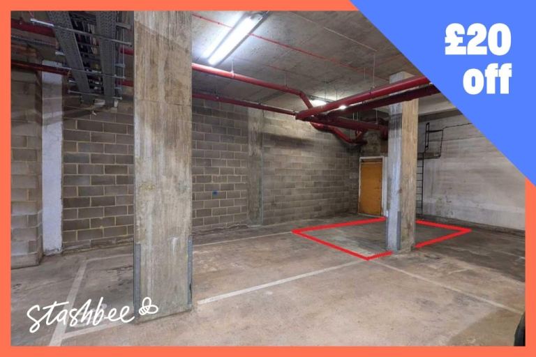 Garage to rent in London (SW1P) | Stashbee