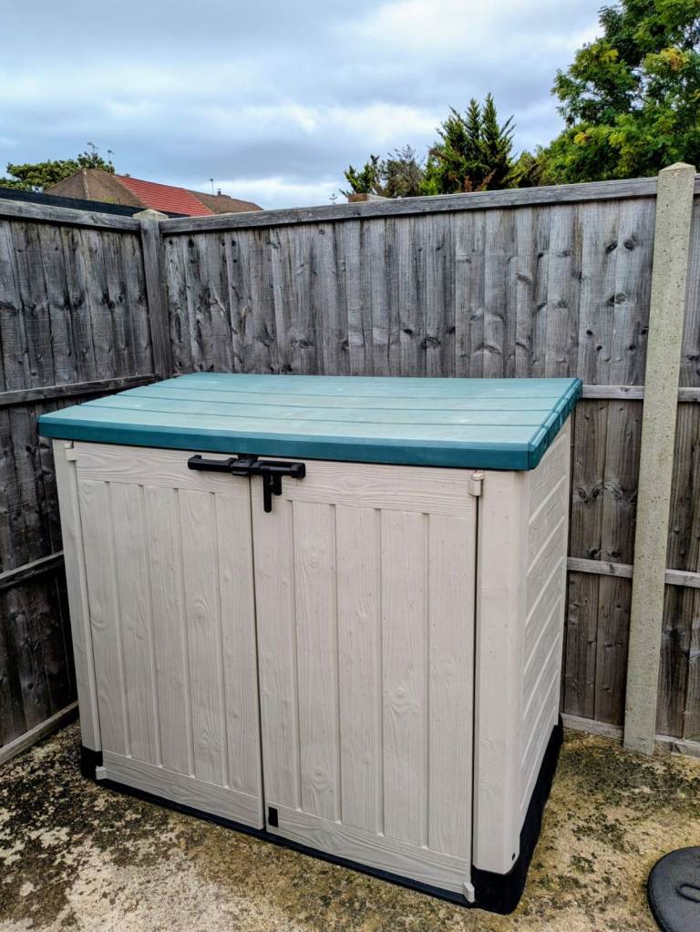Garden Furniture Set – Good Condition – Moving Sale (Bulk Deal)