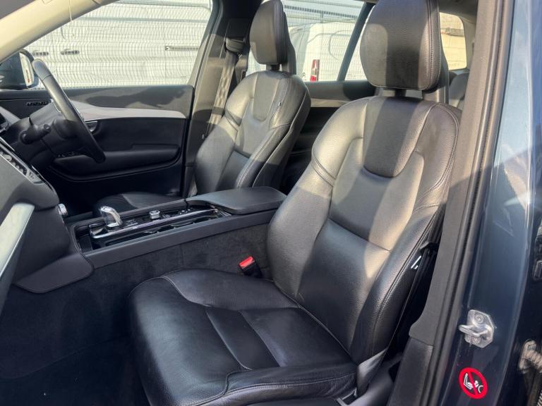 2017 Volvo XC90 2.0 T8 Hybrid Momentum Pro 5dr Geartronic ESTATE PETROL/ELECTRIC Automatic