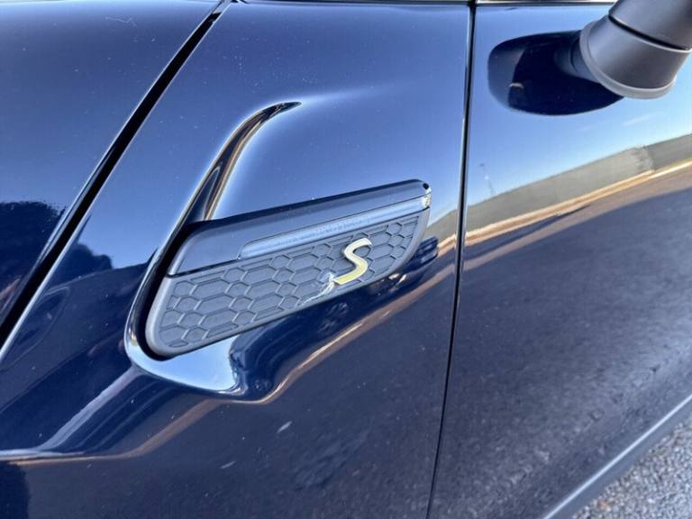 2021 MINI Hatch 135kW Cooper S Level 3 33kWh 3dr Auto HATCHBACK ELECTRIC Automatic