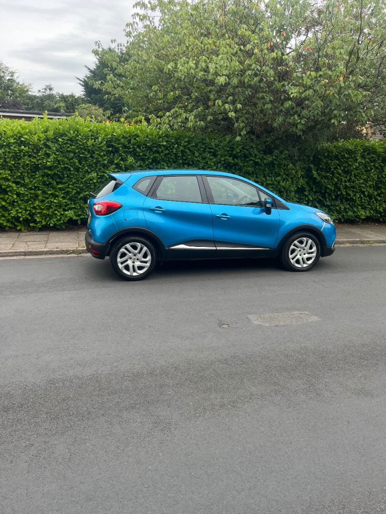 Renault, CAPTUR, Hatchback, 2014, Manual, 898 (cc), 5 doors