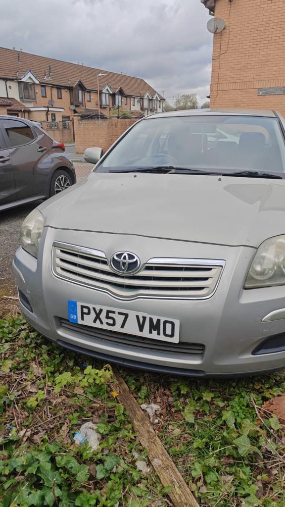 Toyota avensis 1.8 petrol 2007