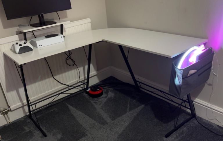 White L-Shaped Corner Desk with Black Metal Frame – Good Condition