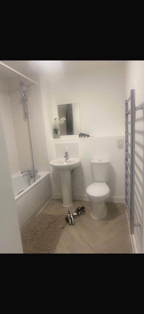     House, Available Now Affordable Rooms to Let in Multi-Occupancy House