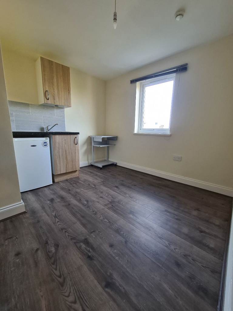 En suite studio flat in Bexley-DSS welcome