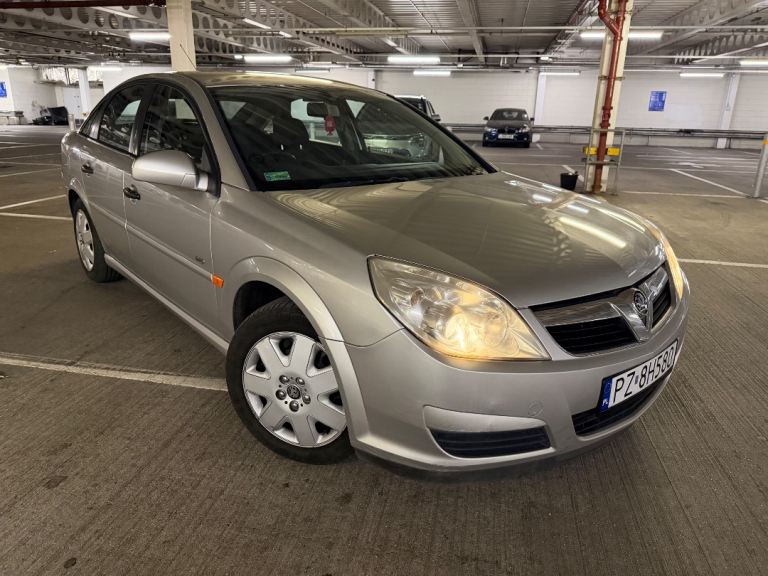 Vauxhall vectra 1.8 petrol 2007 polish car 