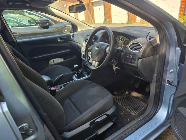 Ford, FOCUS, Hatchback, 2006, Manual, 1596 (cc), 5 doors