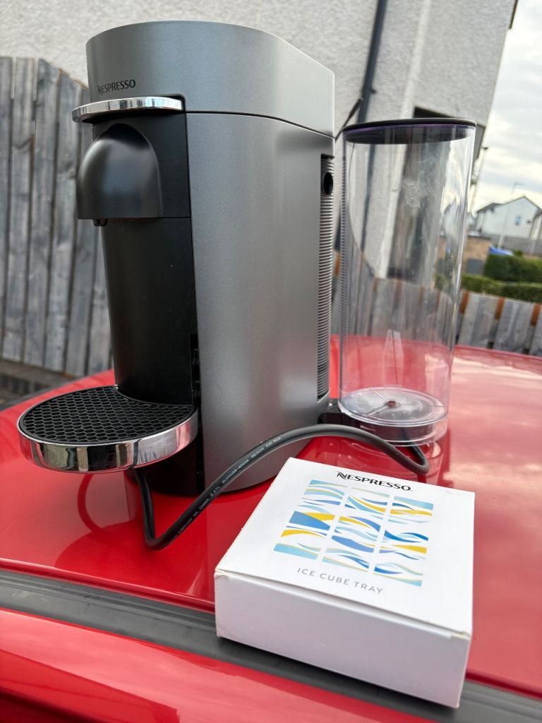 Nespresso Coffee Machine with Water Tank and Ice Cube Tray
