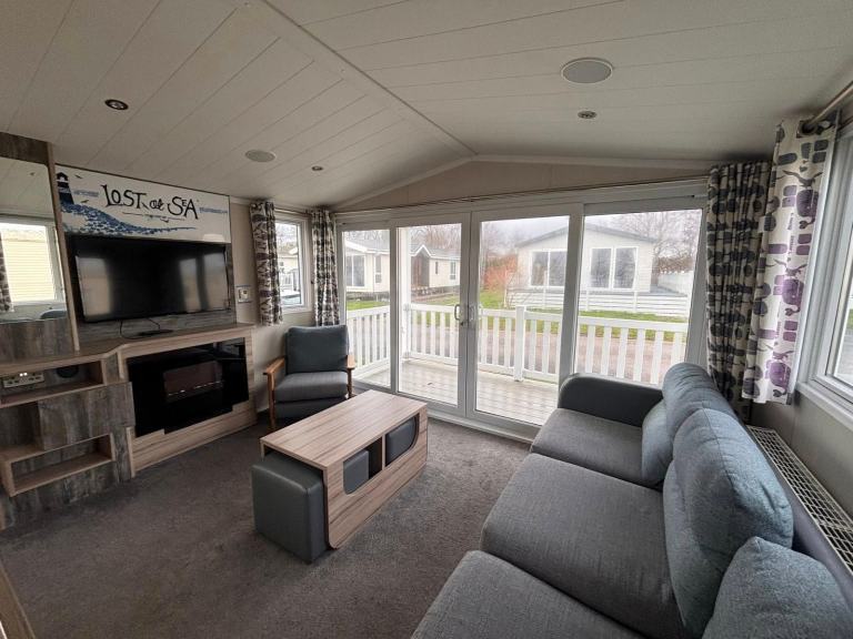 SITED STATIC CARAVAN FOR SALE 