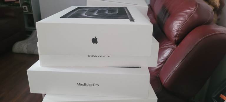 MacBook Pro empty box.