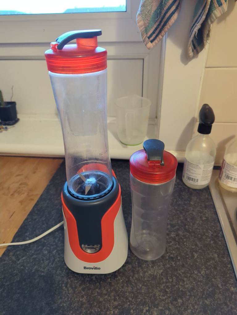 Breville VBL135 Blend Active Personal Blender, 300 W, 50Hz - Orange