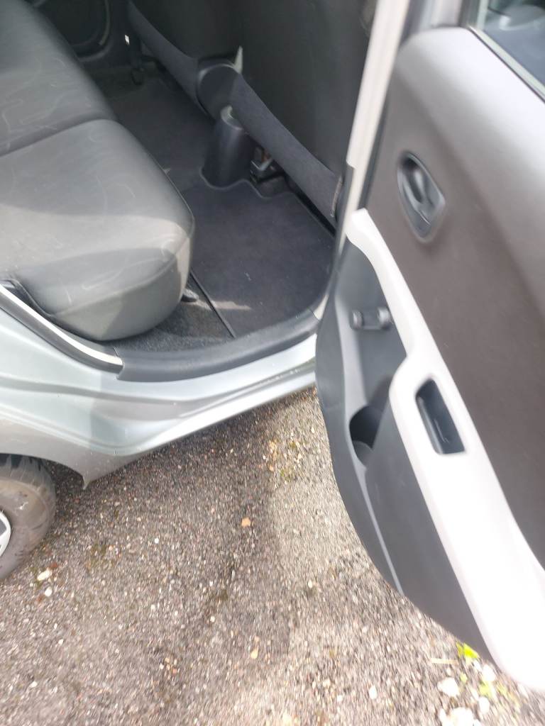 Toyota, YARIS, Hatchback, 2009, Manual, 998 (cc), 5 doors and in great condition 