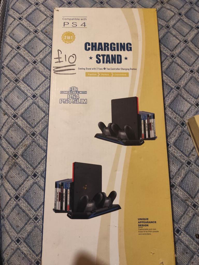 PS4 Charging Stand – Brand New, Boxed