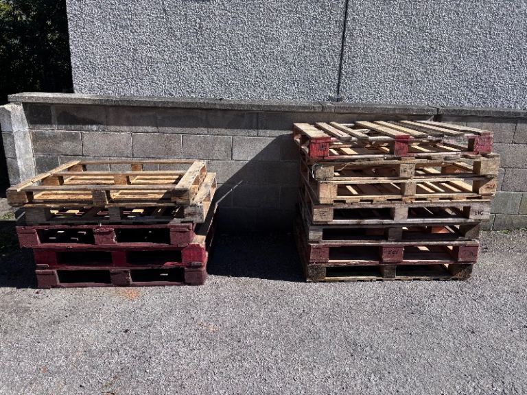 Free pallets 